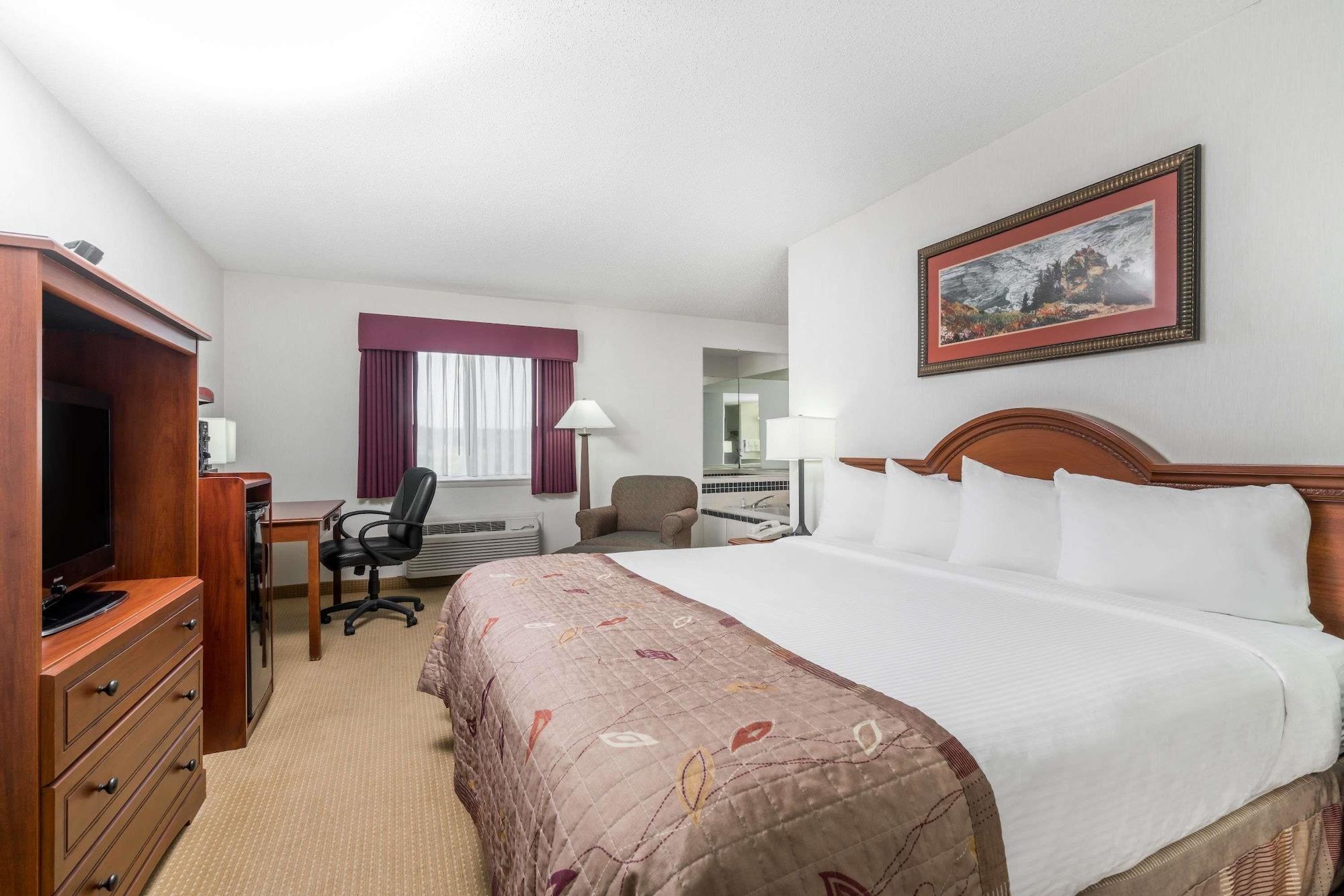 Baymont By Wyndham Marshfield Hotel Luaran gambar