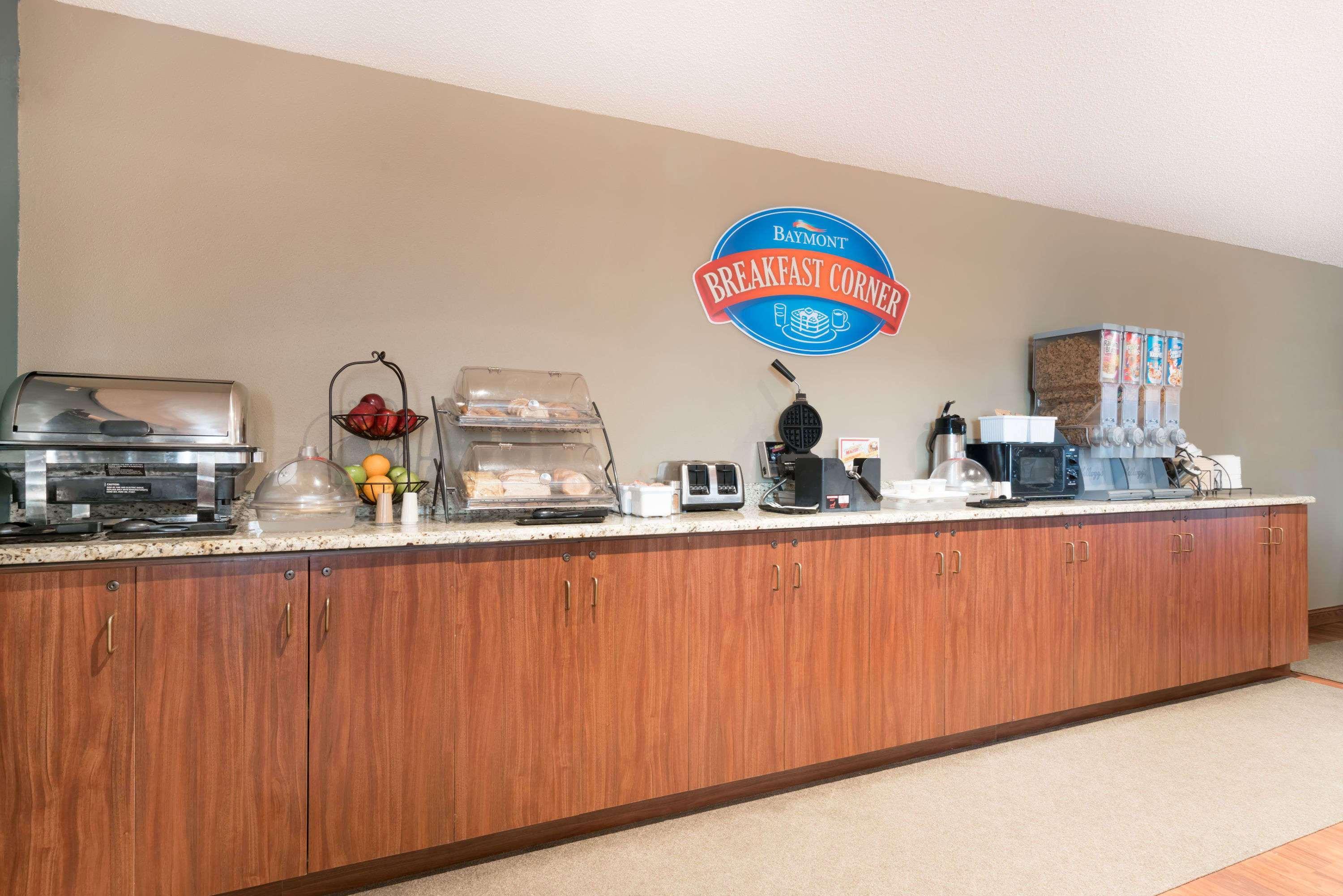 Baymont By Wyndham Marshfield Hotel Luaran gambar