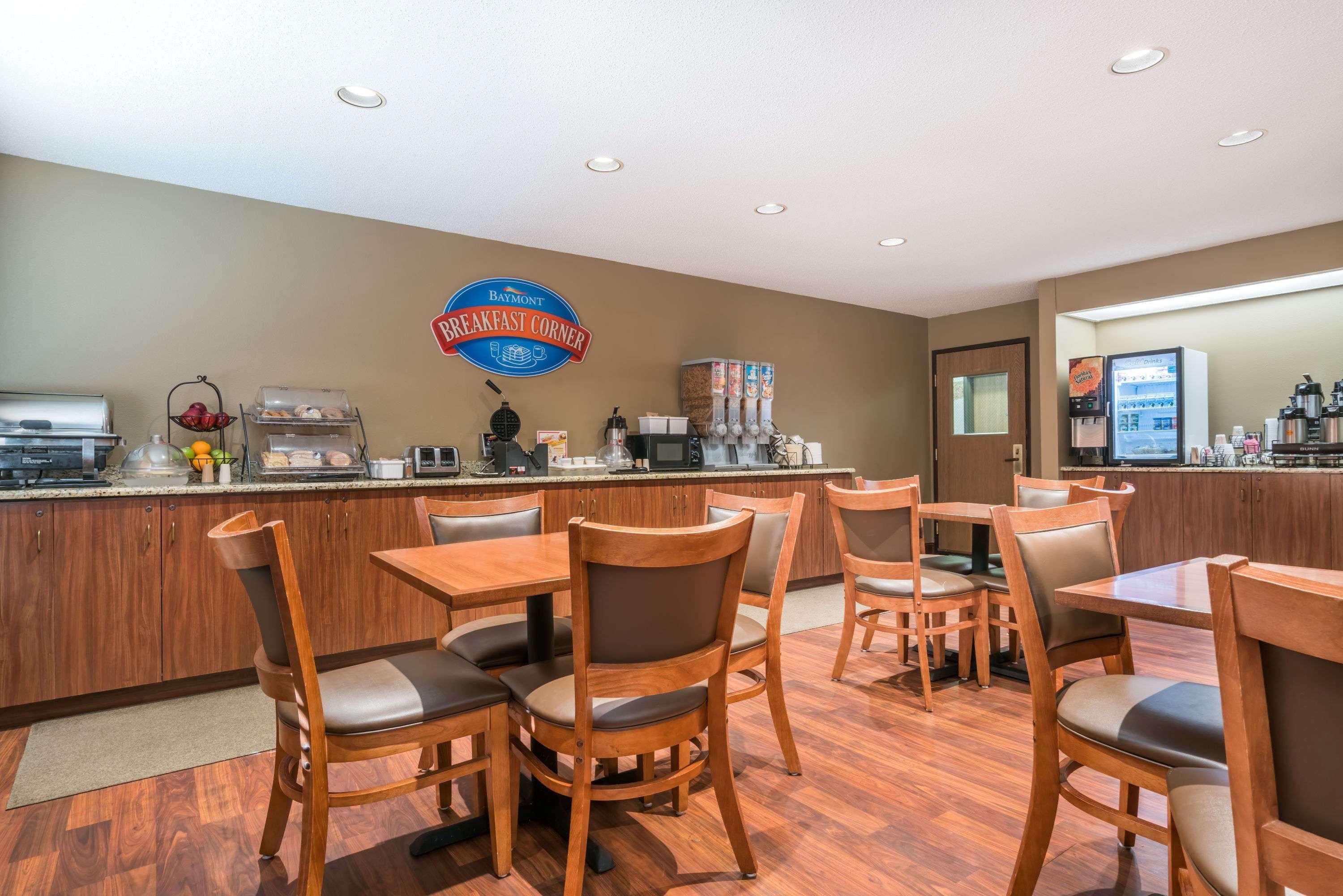 Baymont By Wyndham Marshfield Hotel Luaran gambar