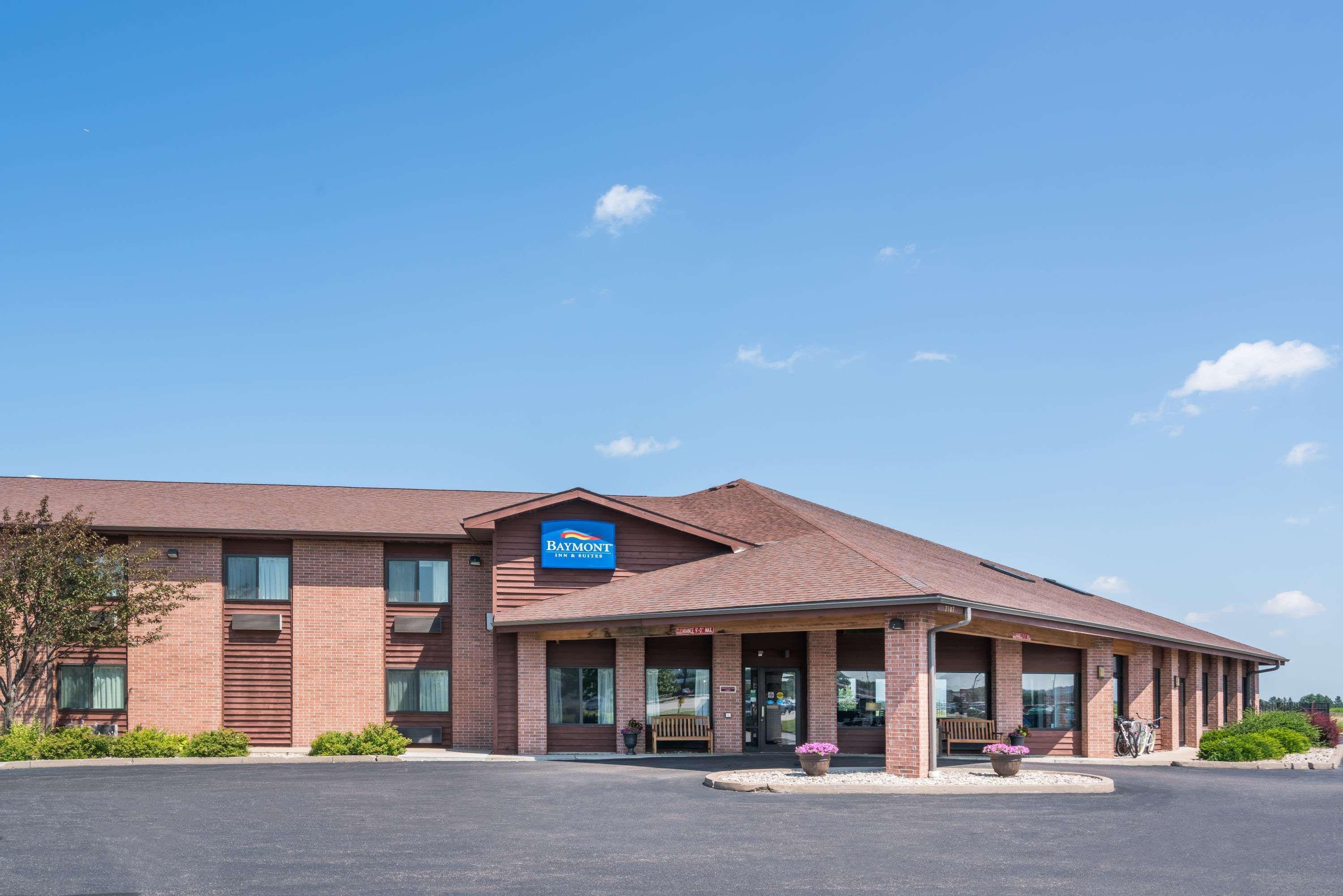 Baymont By Wyndham Marshfield Hotel Luaran gambar