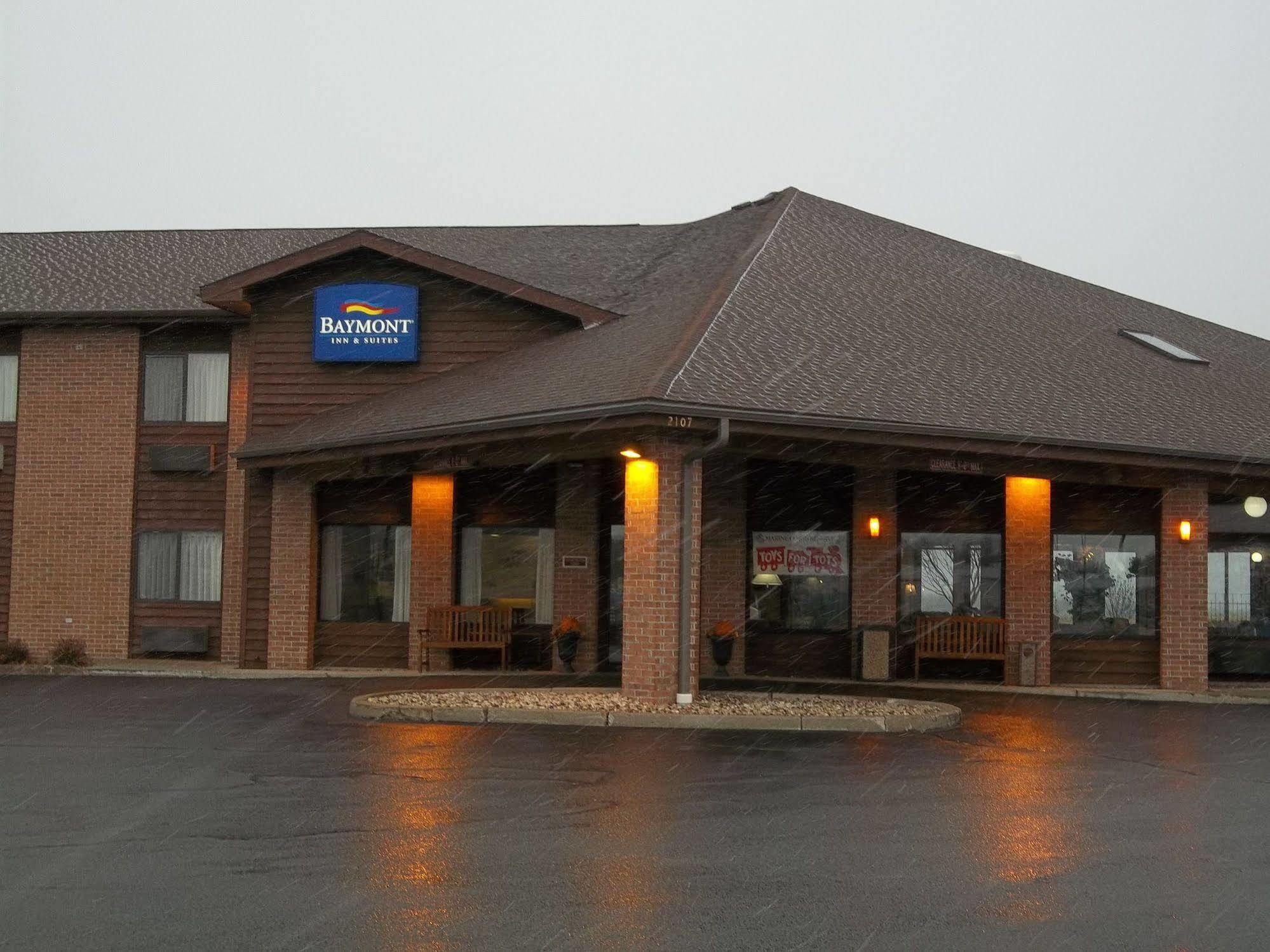 Baymont By Wyndham Marshfield Hotel Luaran gambar